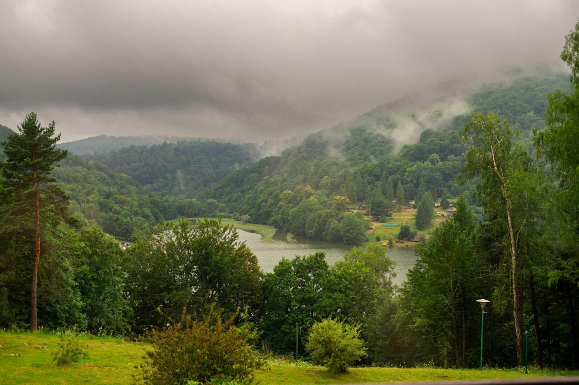 فندق Osrodek Wypoczynkowy " Bieszczady" ميتشكوفتسه المظهر الخارجي الصورة
